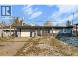 1672 DROUILLARD, Windsor, Ontario