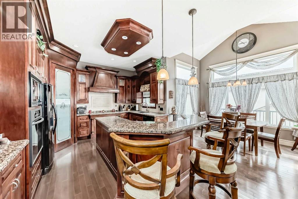 18 Royal Ridge Link Nw, Calgary, Alberta T3G 5Z3 - Photo 13 - A2316226