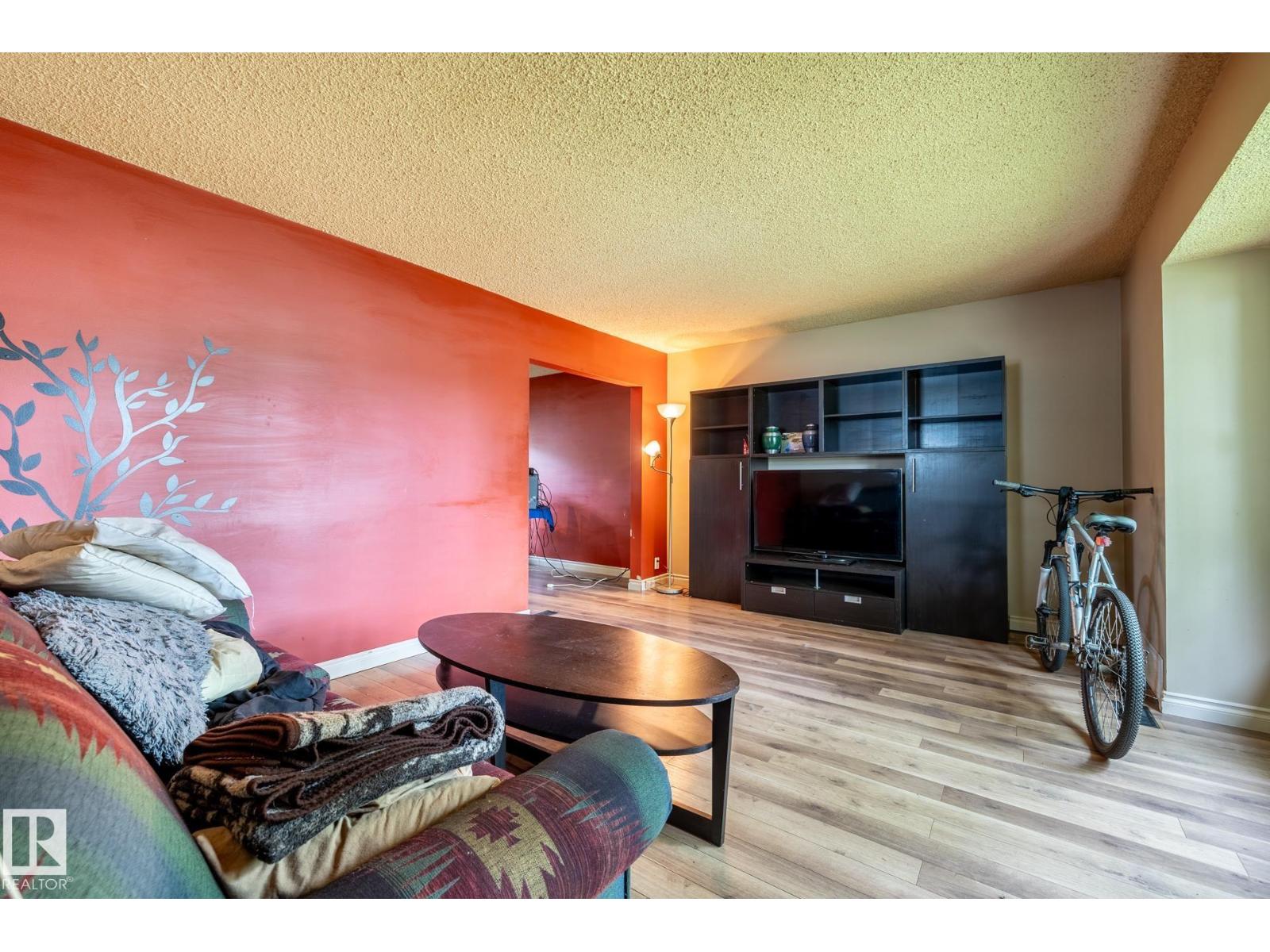 5919 121 Av NW, Edmonton, Alberta  T5W 1P2 - Photo 8 - E4492485
