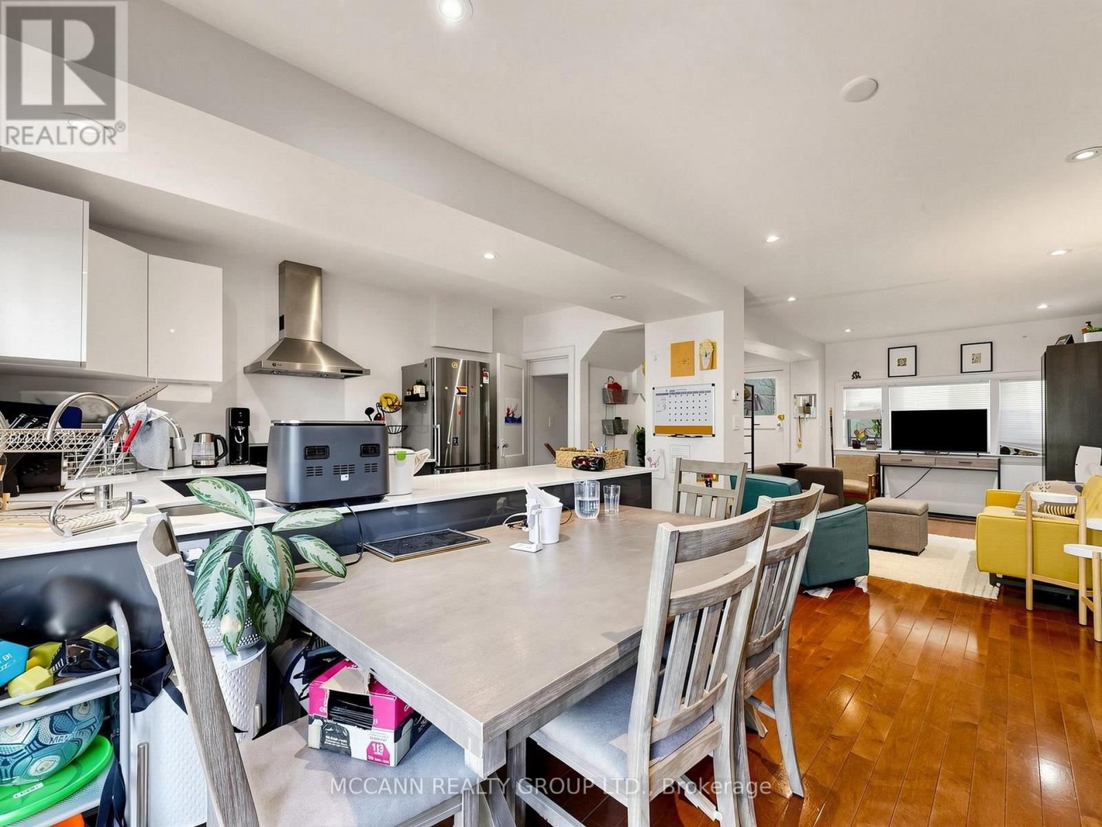 507 Rushton Road, Toronto, Ontario  M6C 2Y4 - Photo 11 - C13415670