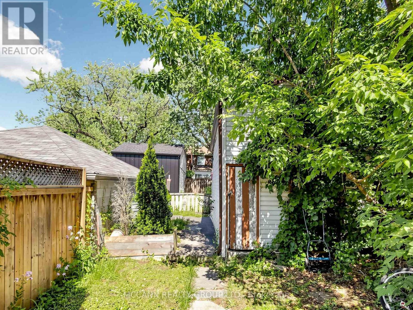 507 Rushton Road, Toronto, Ontario  M6C 2Y4 - Photo 34 - C13415670