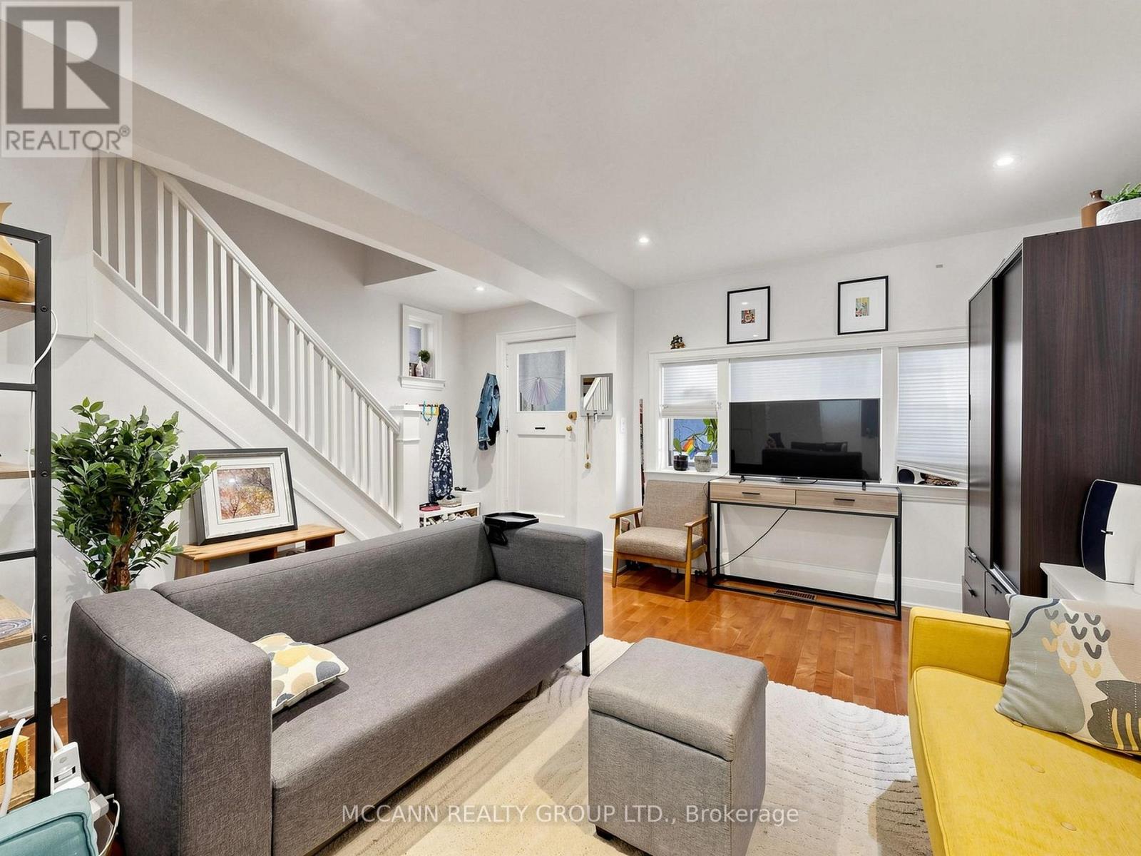 507 Rushton Road, Toronto, Ontario  M6C 2Y4 - Photo 7 - C13415670
