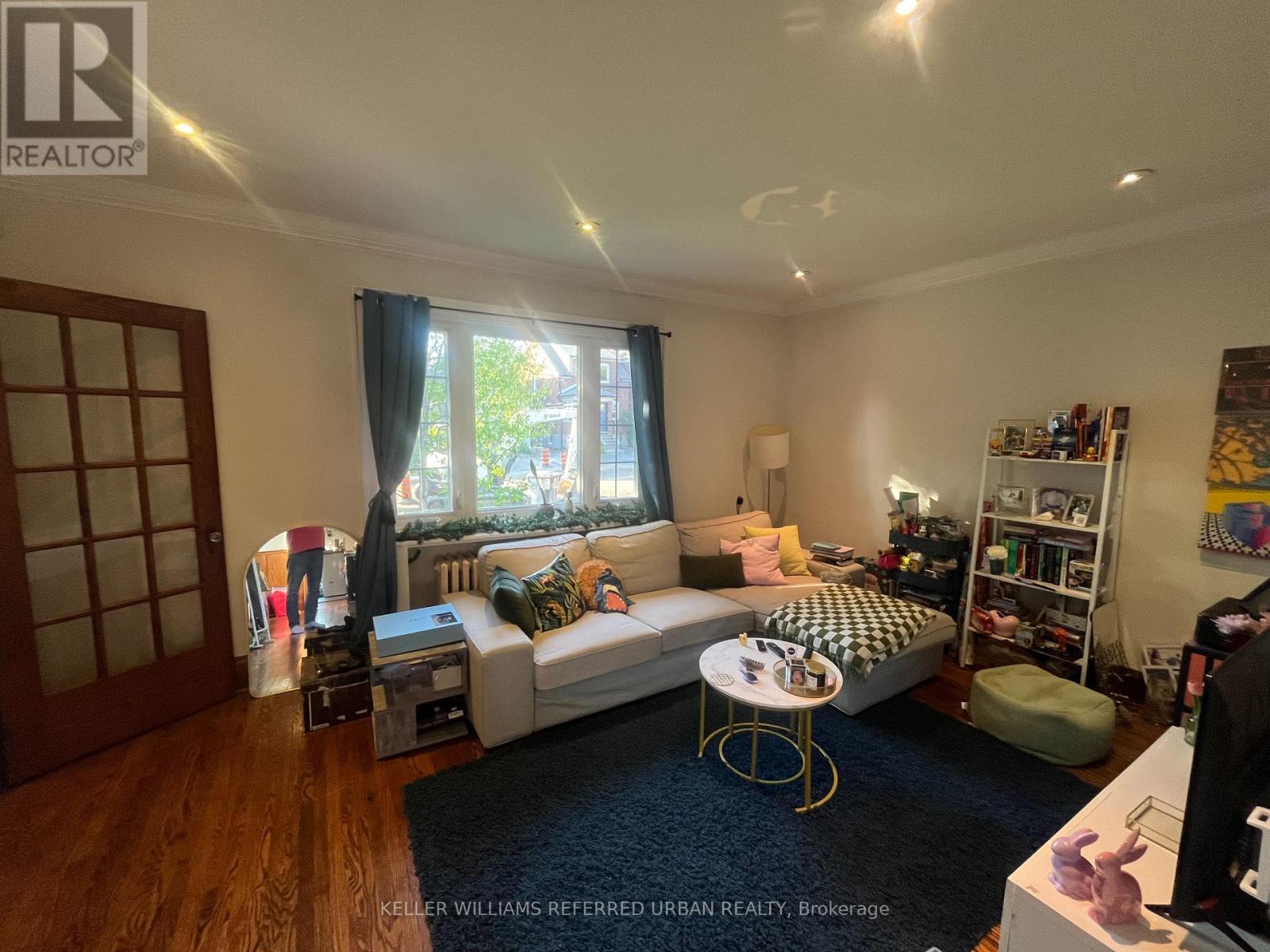 Main Floor - 111 Clovelly Avenue, Toronto, Ontario  M6E 2E7 - Photo 3 - C13415674