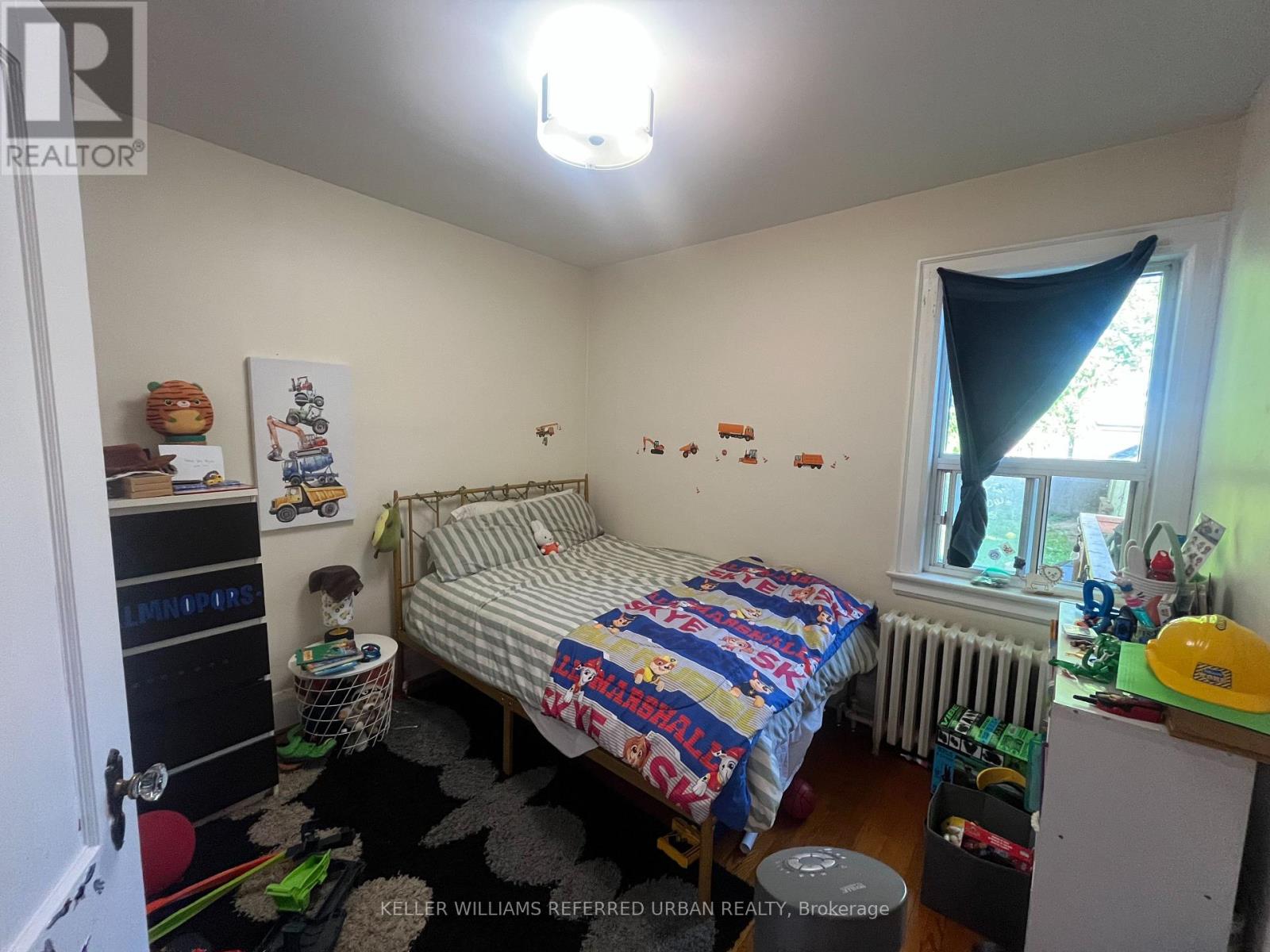 Main Floor - 111 Clovelly Avenue, Toronto, Ontario  M6E 2E7 - Photo 8 - C13415674