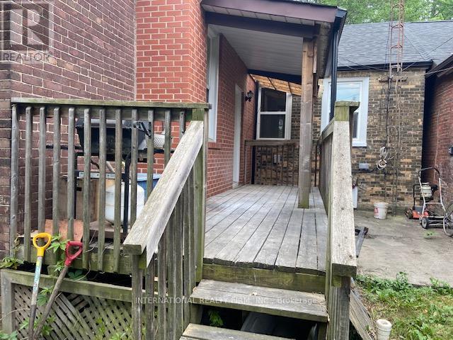 106 London Street, Toronto, Ontario M6G 1N5 - Photo 17 - C13415740