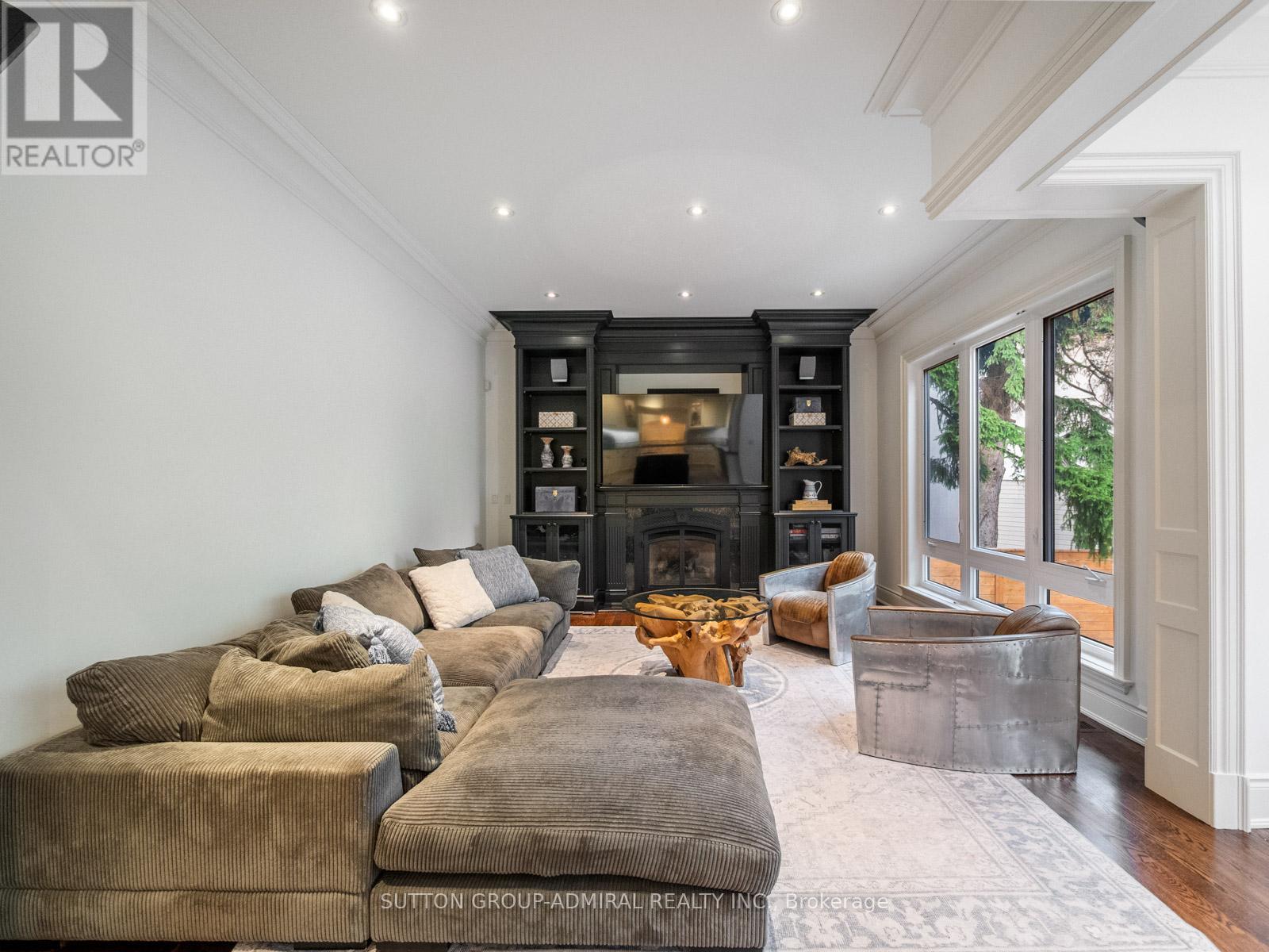 35 Wentworth Avenue, Toronto, Ontario  M2N 1T5 - Photo 18 - C13415754