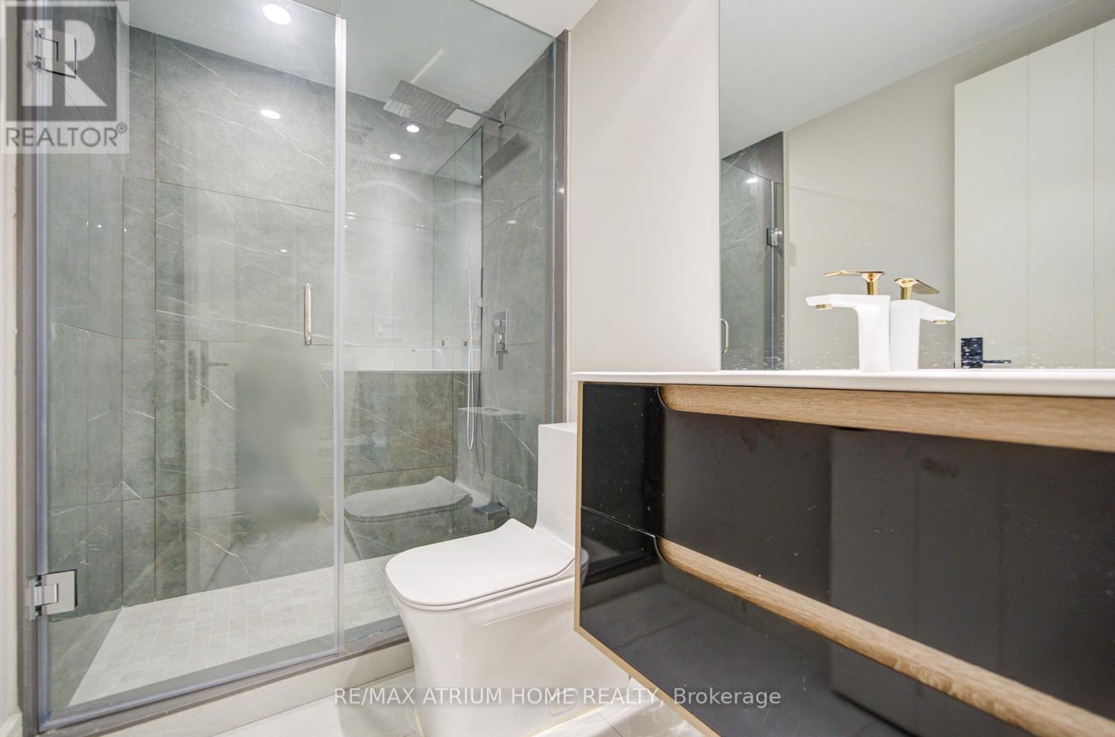6 Hillholm Road, Toronto, Ontario  M5P 1M2 - Photo 28 - C13415788