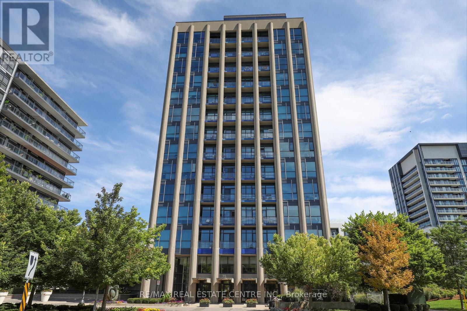 1110 - 75 The Donway W, Toronto, Ontario  M3C 2E9 - Photo 2 - C13415798