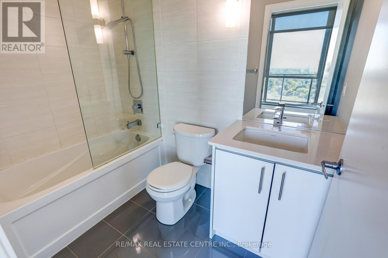 1110 - 75 The Donway W, Toronto, Ontario  M3C 2E9 - Photo 24 - C13415798