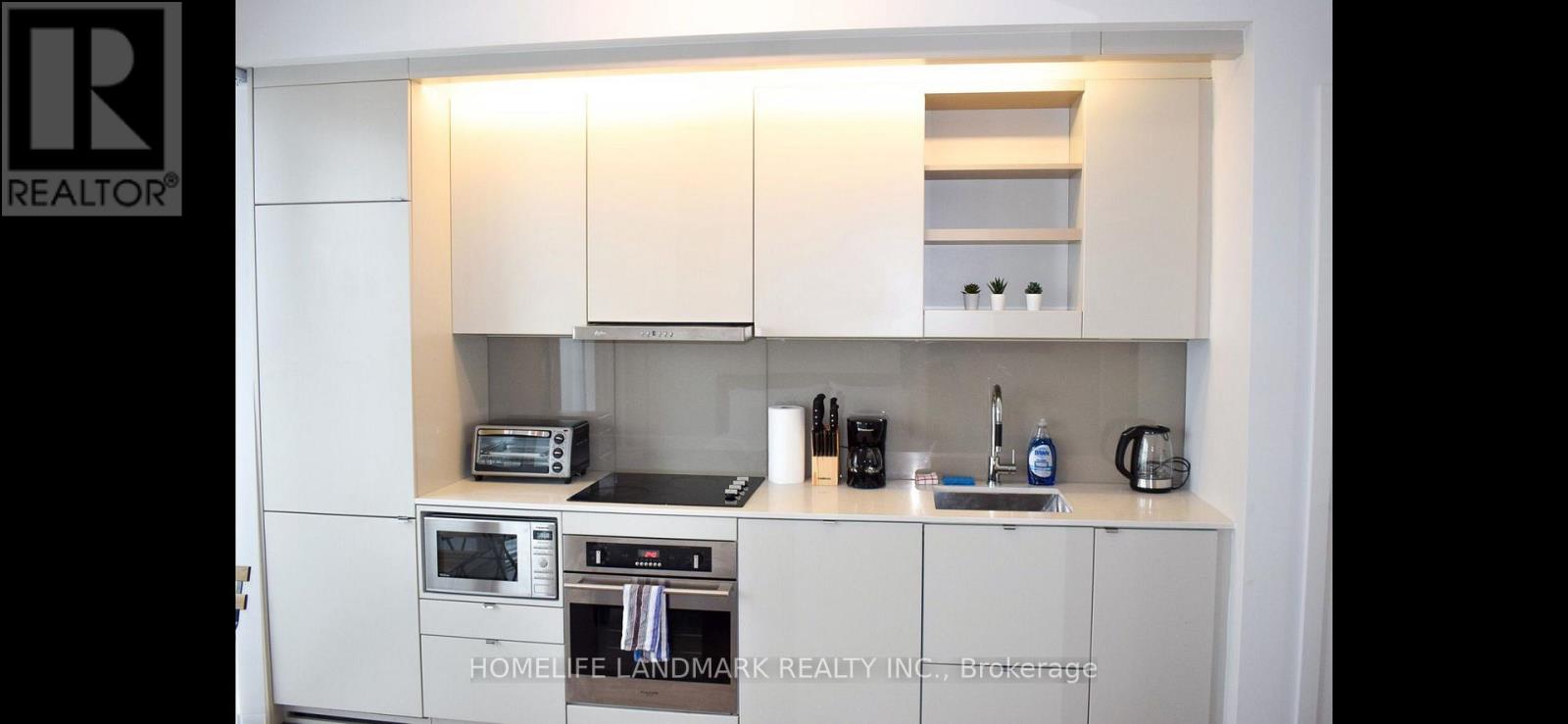 2802 - 101 Peter Street, Toronto, Ontario  M5V 0G6 - Photo 2 - C13415808