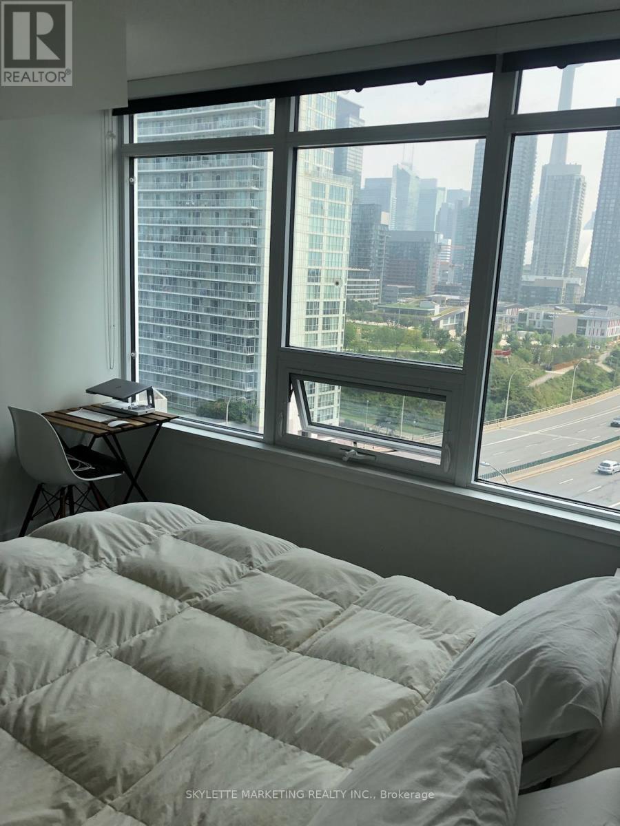 1512 - 17 Bathurst Street, Toronto, Ontario  M5V 0N1 - Photo 7 - C13415880