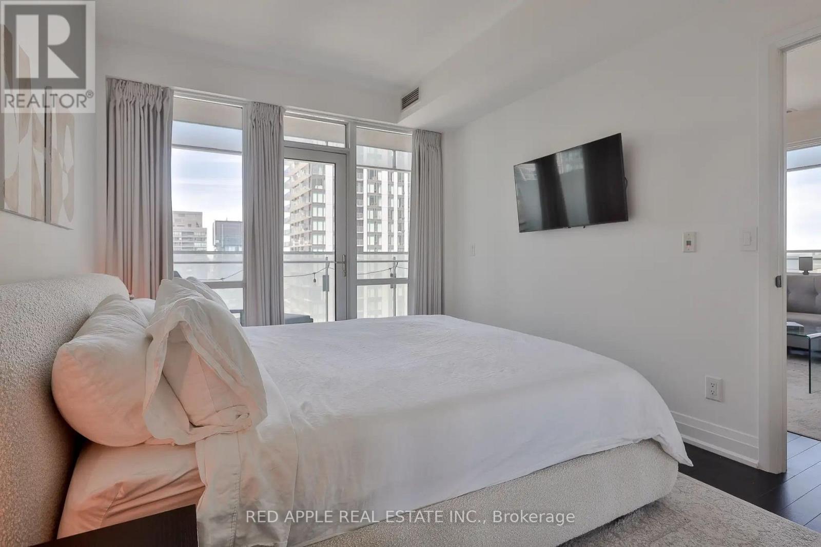 3105 - 80 John Street, Toronto, Ontario  M5V 1J2 - Photo 23 - C13415900
