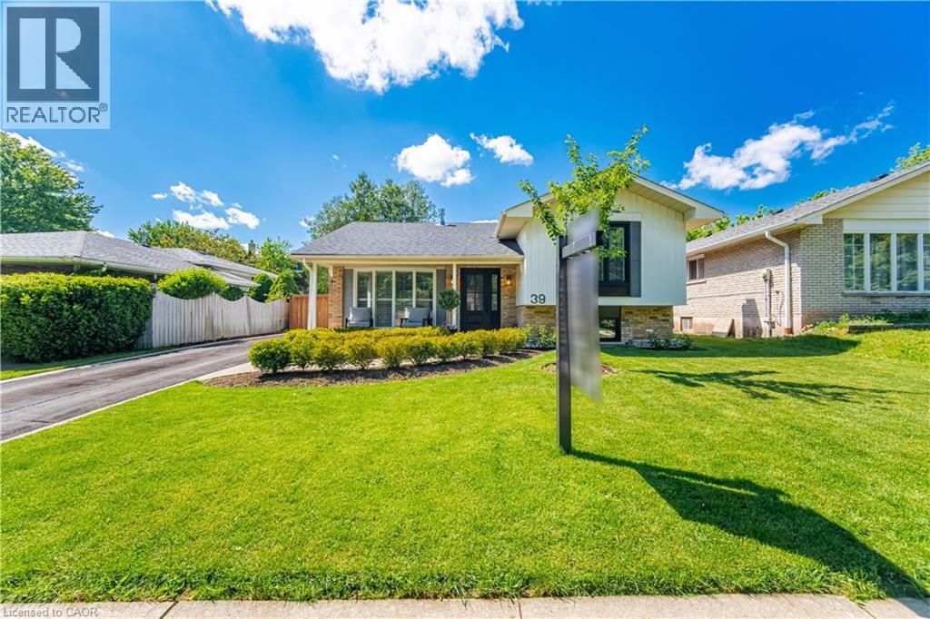 39 CULHAM Street, Oakville, Ontario