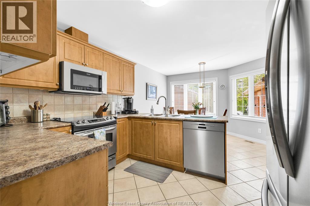 32 Robson Road Unit# 6, Leamington, Ontario  N8H 2M9 - Photo 8 - 26013426