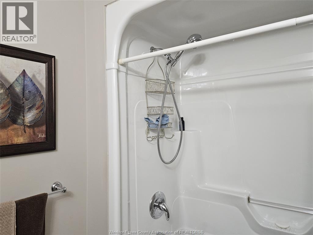 32 Robson Road Unit# 6, Leamington, Ontario  N8H 2M9 - Photo 22 - 26013426