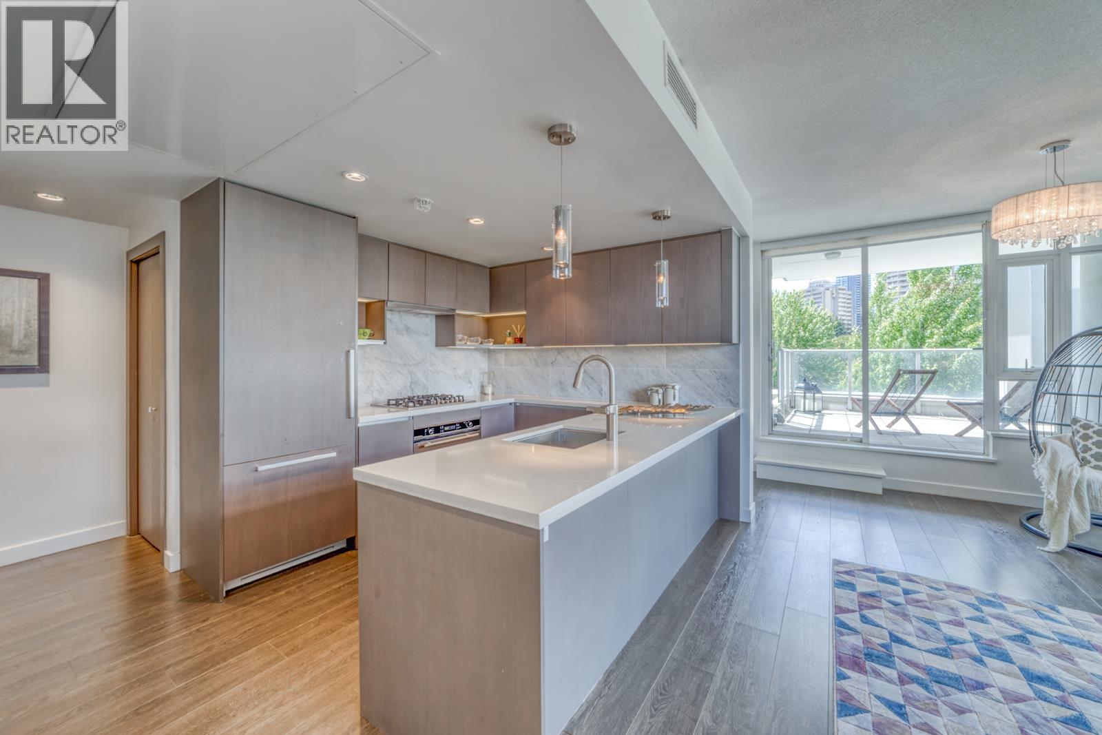 308 6538 Nelson Avenue, Burnaby, British Columbia  V5H 0G5 - Photo 6 - R3133205