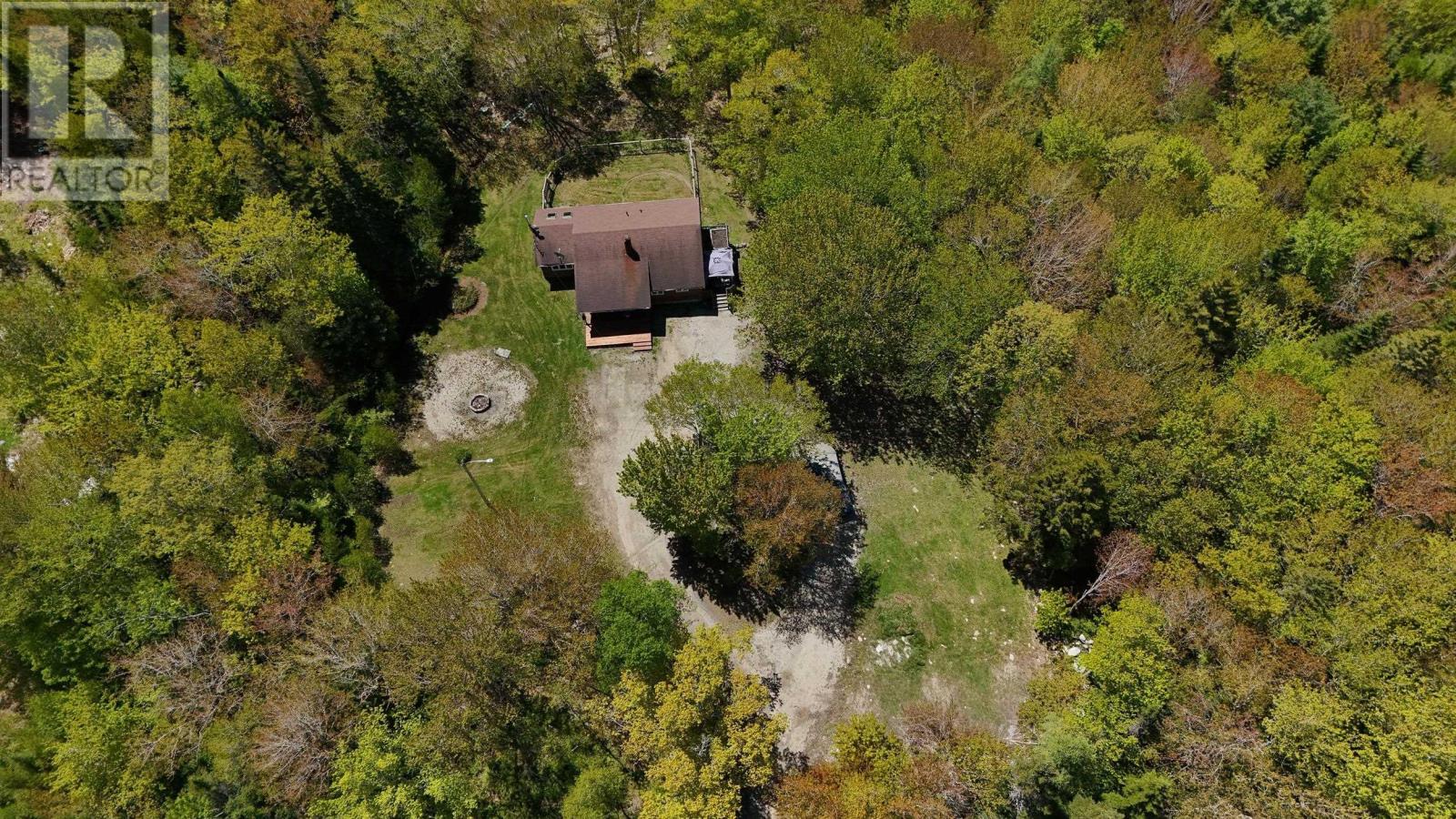 299 Armstrong Road, Windsor Road, Nova Scotia  B0J 1J0 - Photo 3 - 202613423