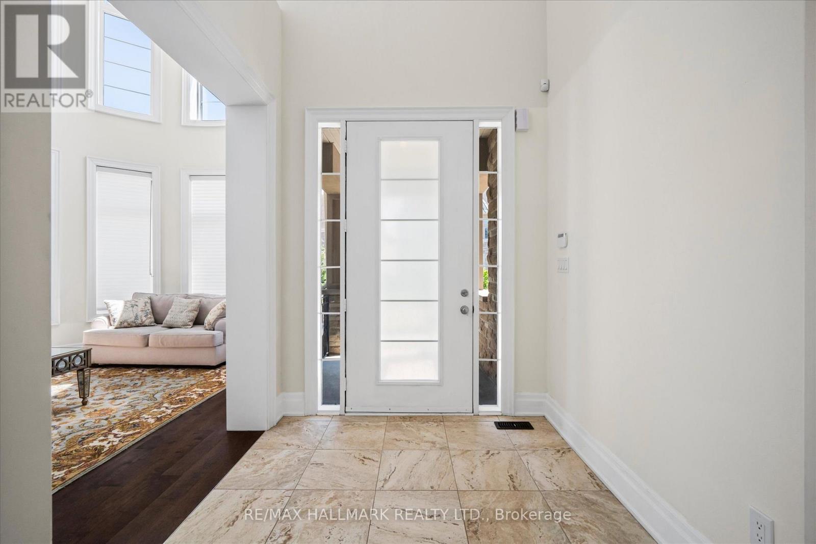 293 Torrey Pines Road, Vaughan, Ontario  L4H 3X3 - Photo 3 - N13415760