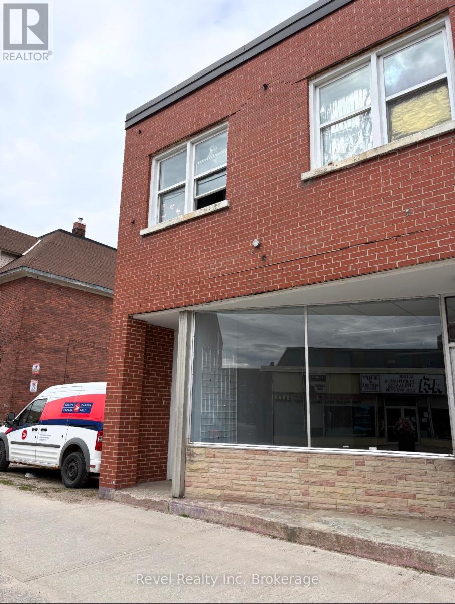 126 Mcintyre Street E, North Bay, Ontario  P1B 1C4 - Photo 4 - X13246640