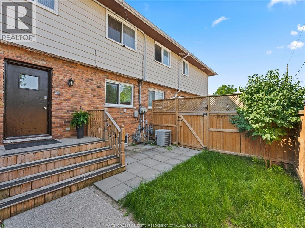 22 Taylor Avenue, Chatham, Ontario N7L 2T5 - Photo 39 - 26013481
