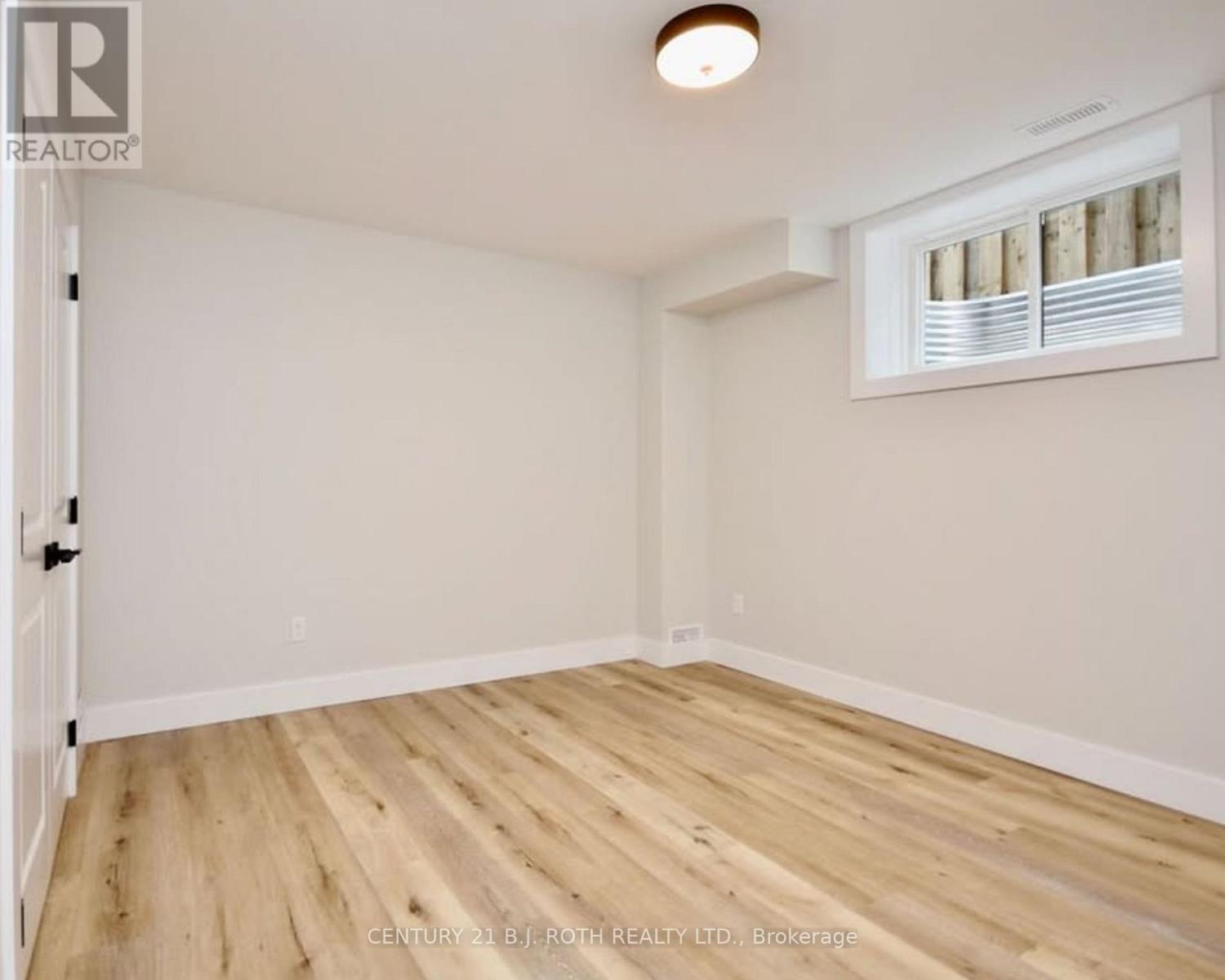 4 Centre Street, Barrie, Ontario  L4N 3L4 - Photo 15 - S13415748