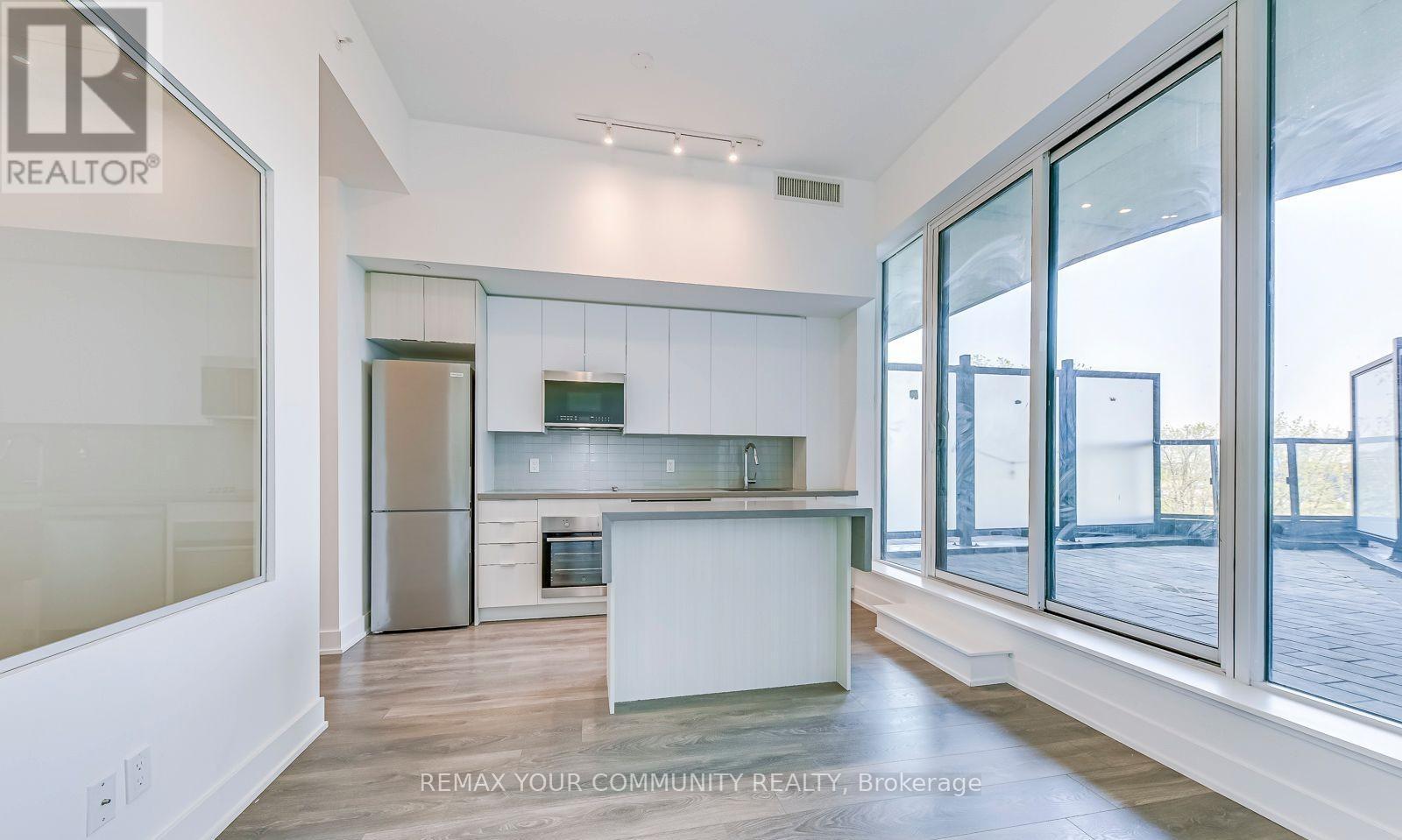 230 - 2485 Taunton Road, Oakville, Ontario  L6H 3R8 - Photo 2 - W13415672