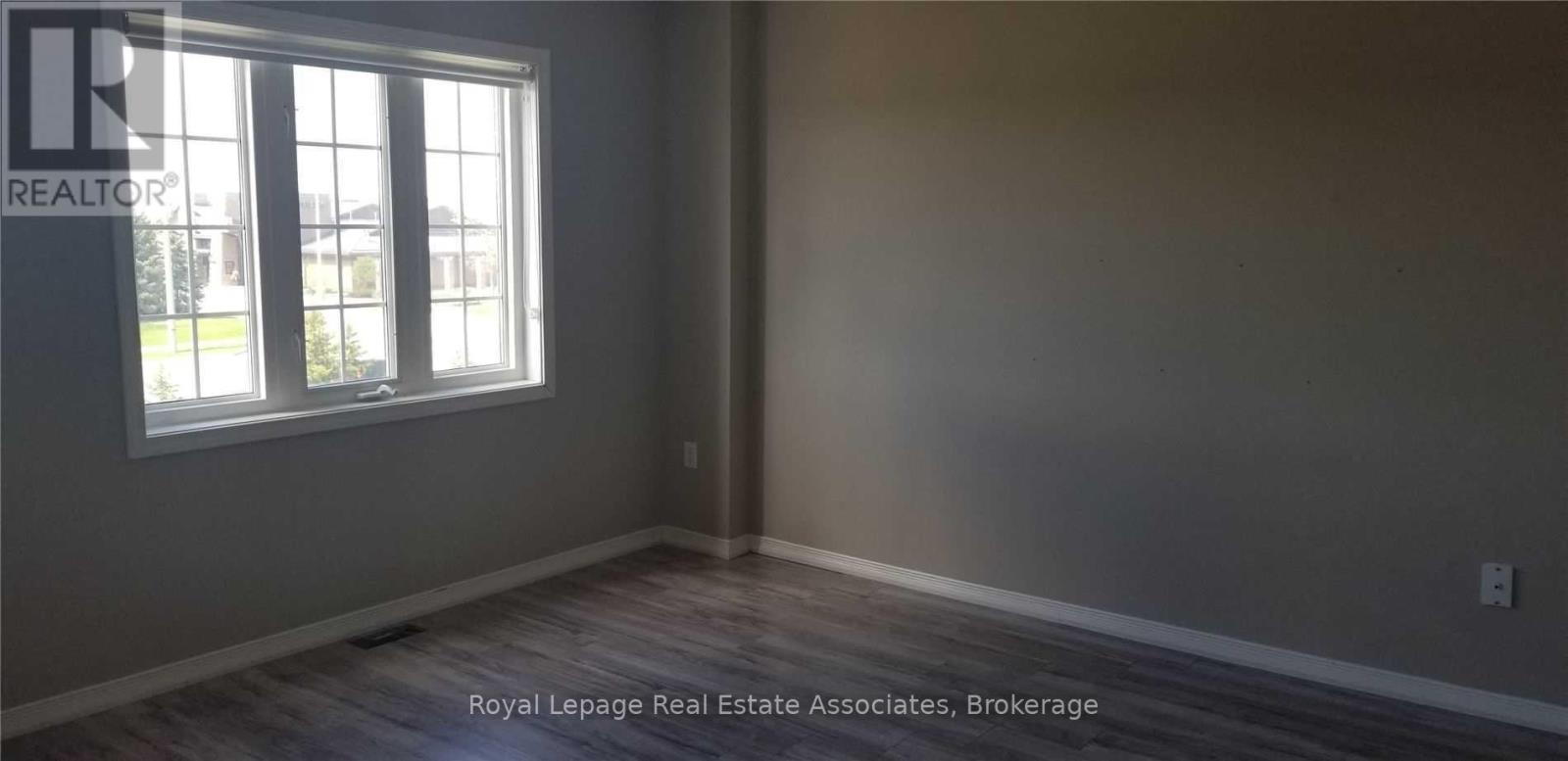 5749 Retreat Street, Mississauga, Ontario  L5R 0B5 - Photo 16 - W13415710