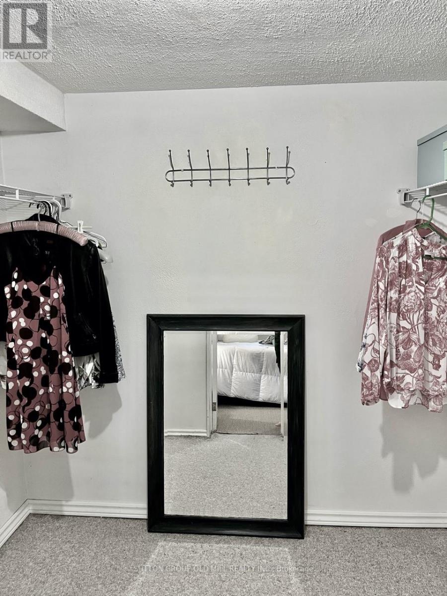 1049 Royal York Road, Toronto, Ontario  M8X 2G6 - Photo 10 - W13415714