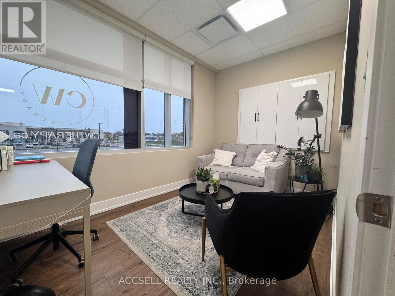 213 - 3485 Rebecca Street, Oakville, Ontario  L6L 6X9 - Photo 10 - W13415838