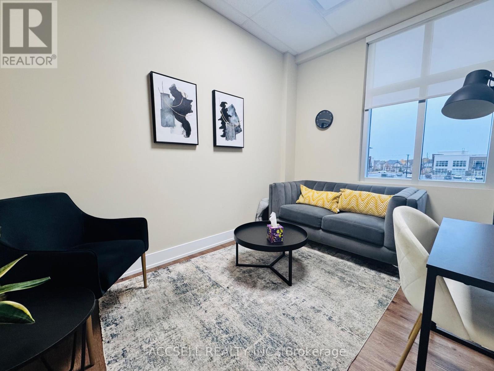 213 - 3485 Rebecca Street, Oakville, Ontario  L6L 6X9 - Photo 6 - W13415838