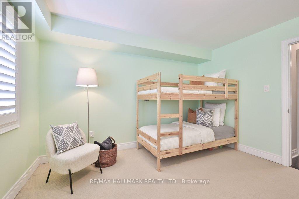 32 Lobo Mews, Toronto (Islington-City Centre West), Ontario  M8Z 0B1 - Photo 21 - W13415846