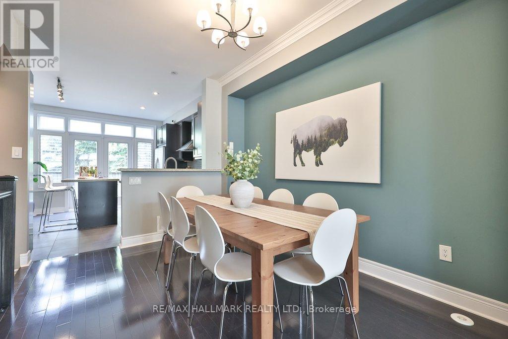 32 Lobo Mews, Toronto, Ontario  M8Z 0B1 - Photo 5 - W13415846