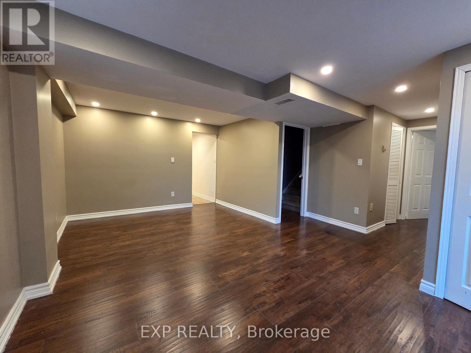 Lower - 696 Penny Lane, Burlington, Ontario  L7T 4J1 - Photo 3 - W13415848