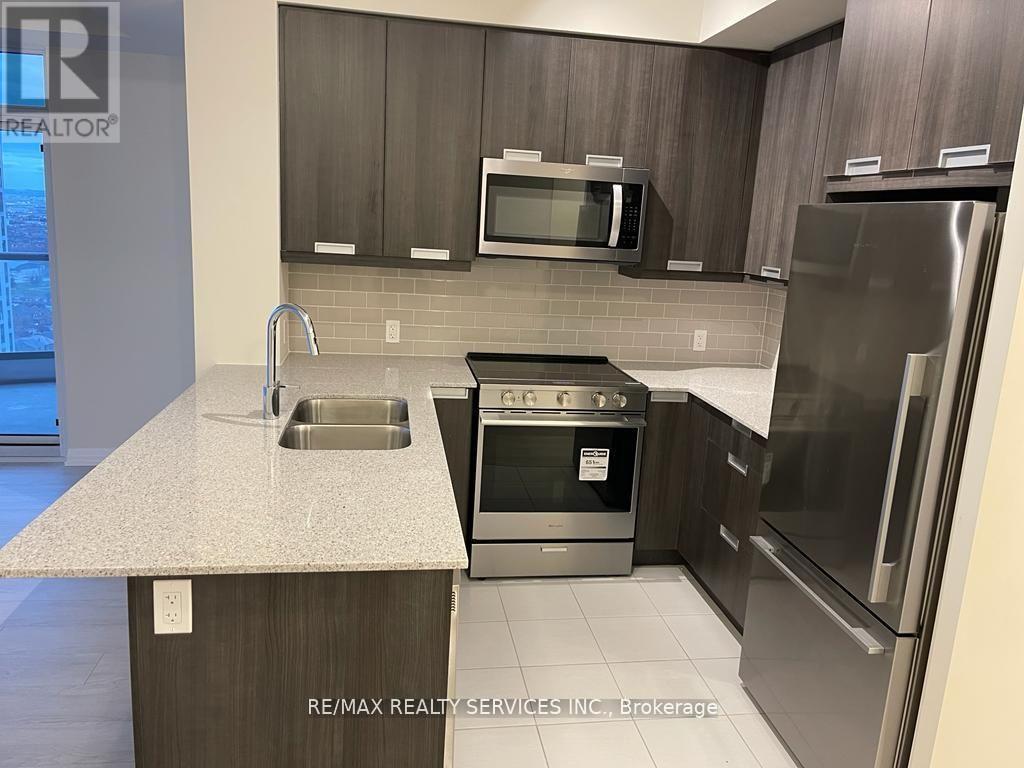 2718 - 35 Watergarden Drive, Mississauga, Ontario  L5R 0G8 - Photo 9 - W13415852
