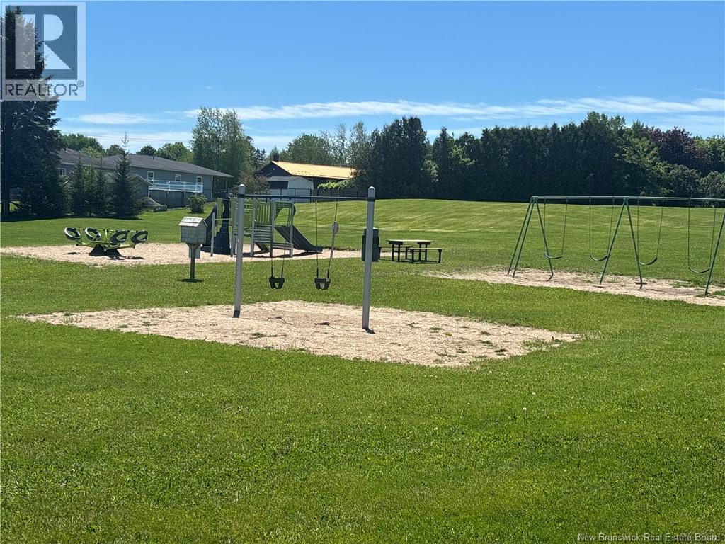 217 Neilson Street, Woodstock, New Brunswick  E7M 2H8 - Photo 10 - NB133655