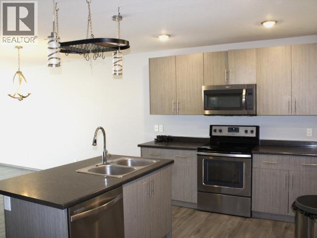 58-18 Azure Road, Whitehorse, Yukon Y1A 0L2 - Photo 2 - 17342