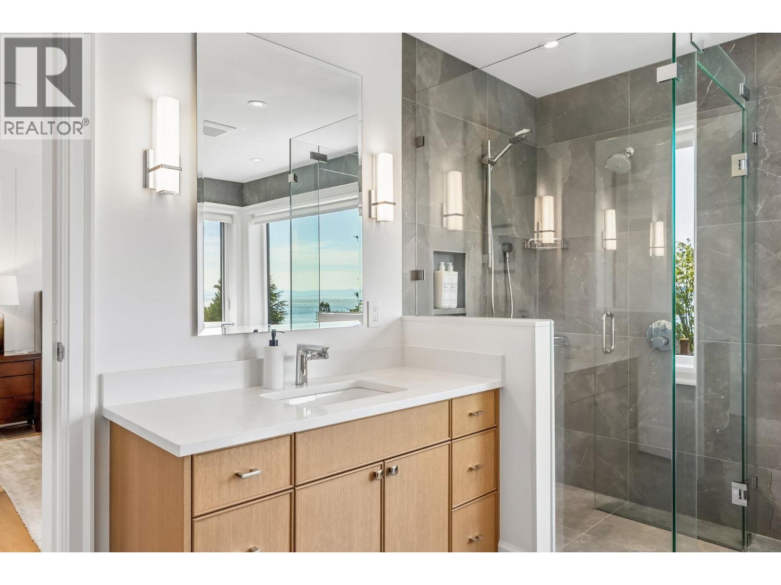 2668 Haywood Avenue, West Vancouver, British Columbia  V7V 1Y6 - Photo 22 - R3132262