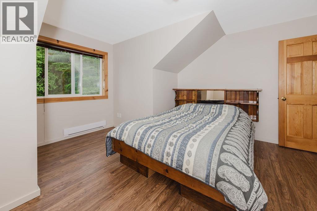 279 Lark Road, Gibsons, British Columbia  V0N 1V4 - Photo 24 - R3132974