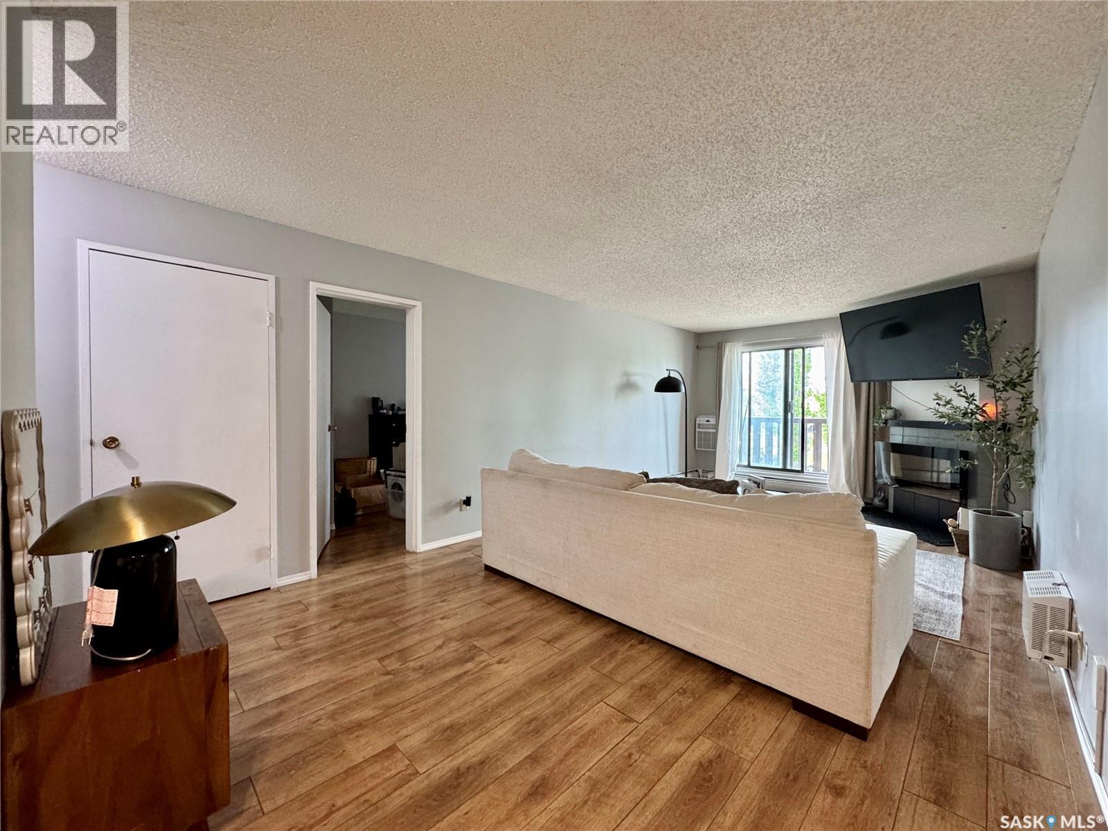 202 289 Fietz Street, Yorkton, Saskatchewan  S3N 3P6 - Photo 11 - SK038658