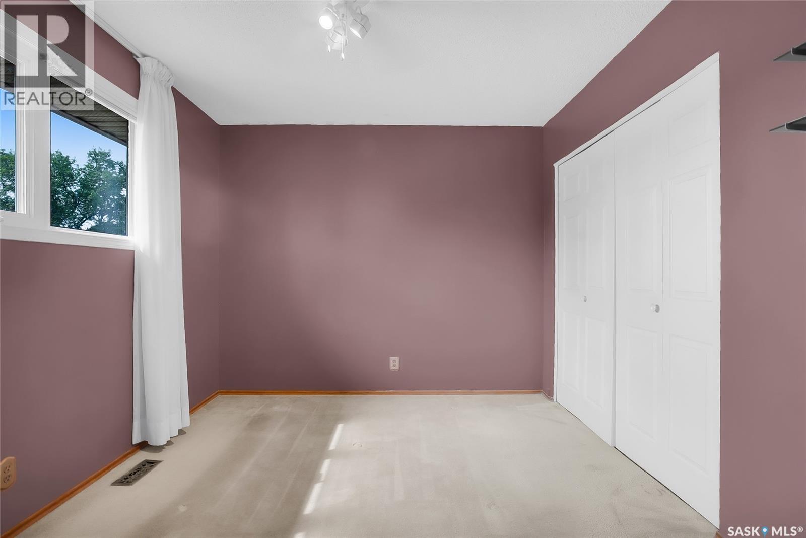 73 Laurentian Drive, Saskatoon, Saskatchewan  S7H 4M1 - Photo 14 - SK038546