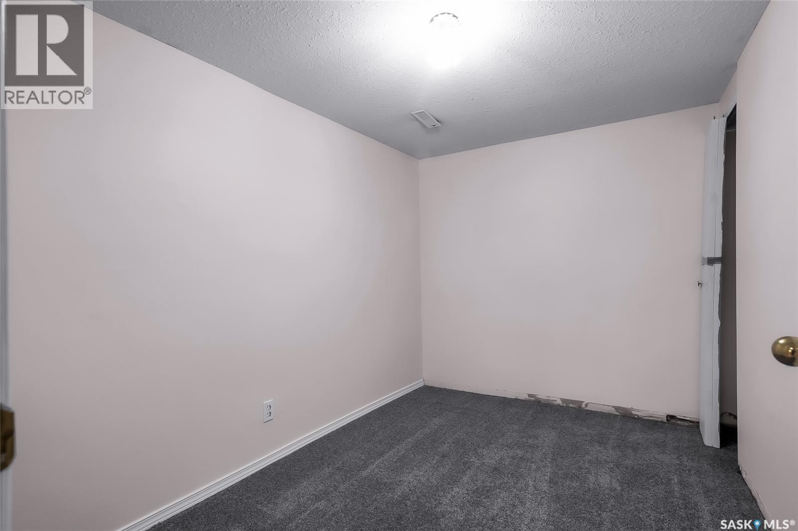 73 Laurentian Drive, Saskatoon, Saskatchewan  S7H 4M1 - Photo 22 - SK038546