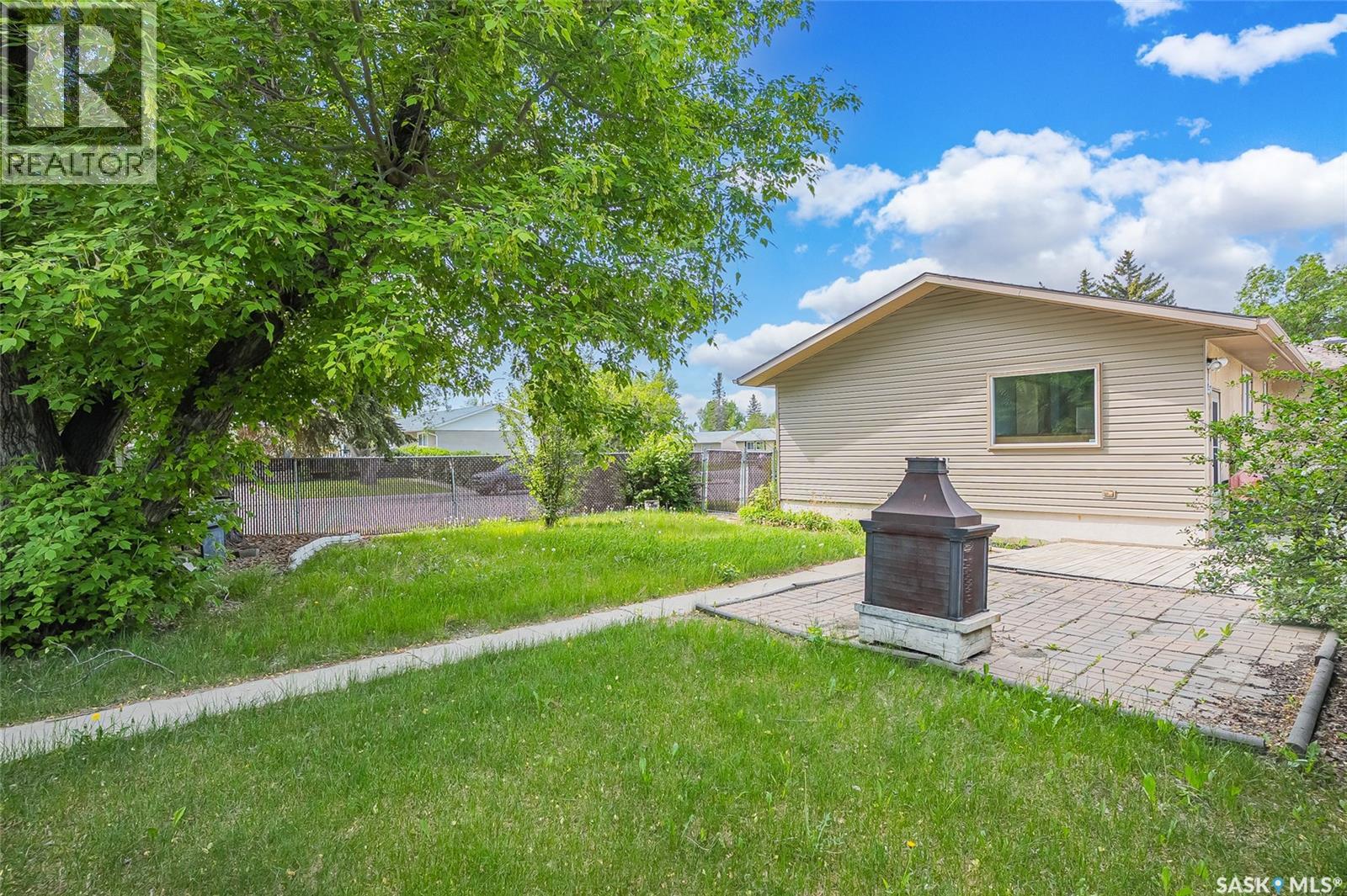 73 Laurentian Drive, Saskatoon, Saskatchewan  S7H 4M1 - Photo 32 - SK038546