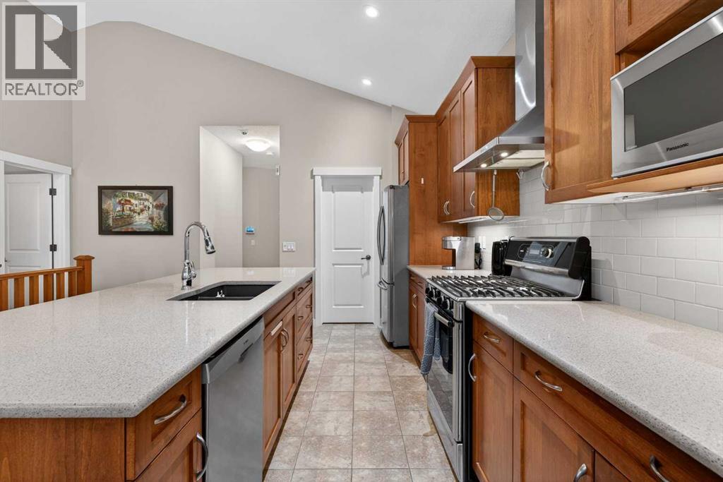 34 Valley Pointe Link NW, Calgary, Alberta  T3B 6B6 - Photo 10 - A2316364