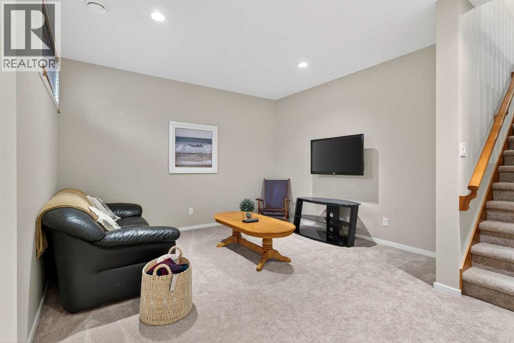 34 Valley Pointe Link NW, Calgary, Alberta  T3B 6B6 - Photo 27 - A2316364