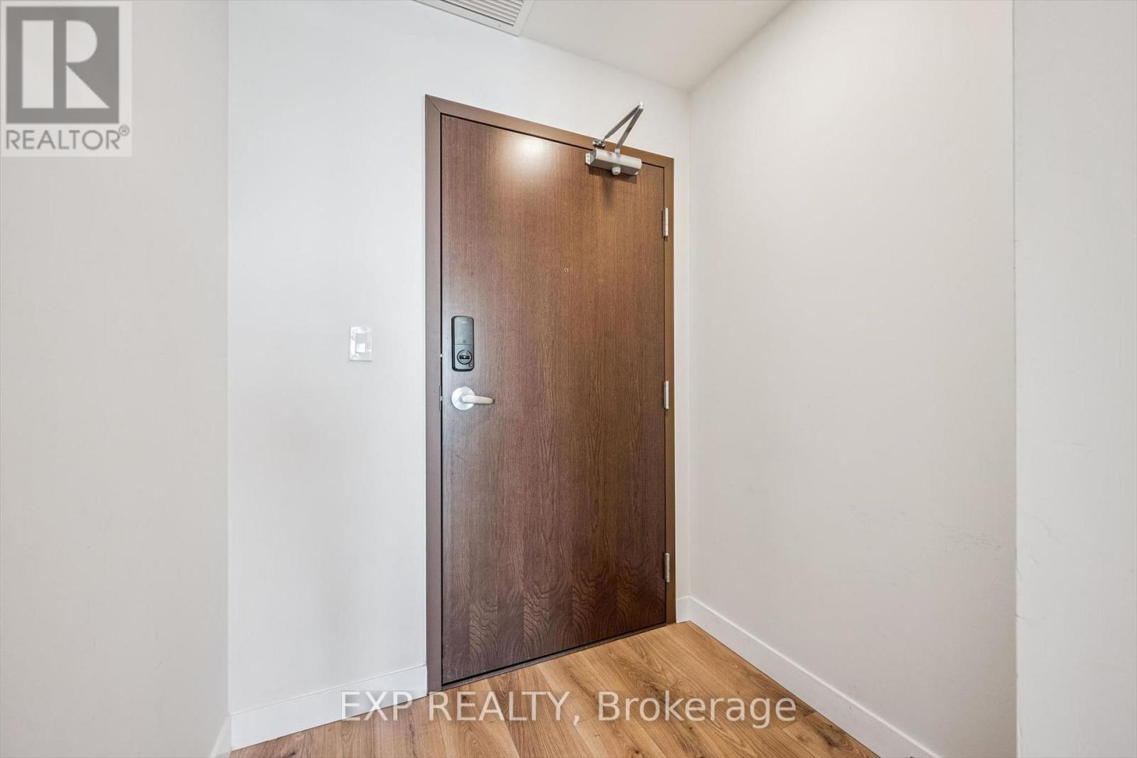 2505 - 60 Frederick Street, Kitchener, Ontario  N2H 0C7 - Photo 12 - X13415724