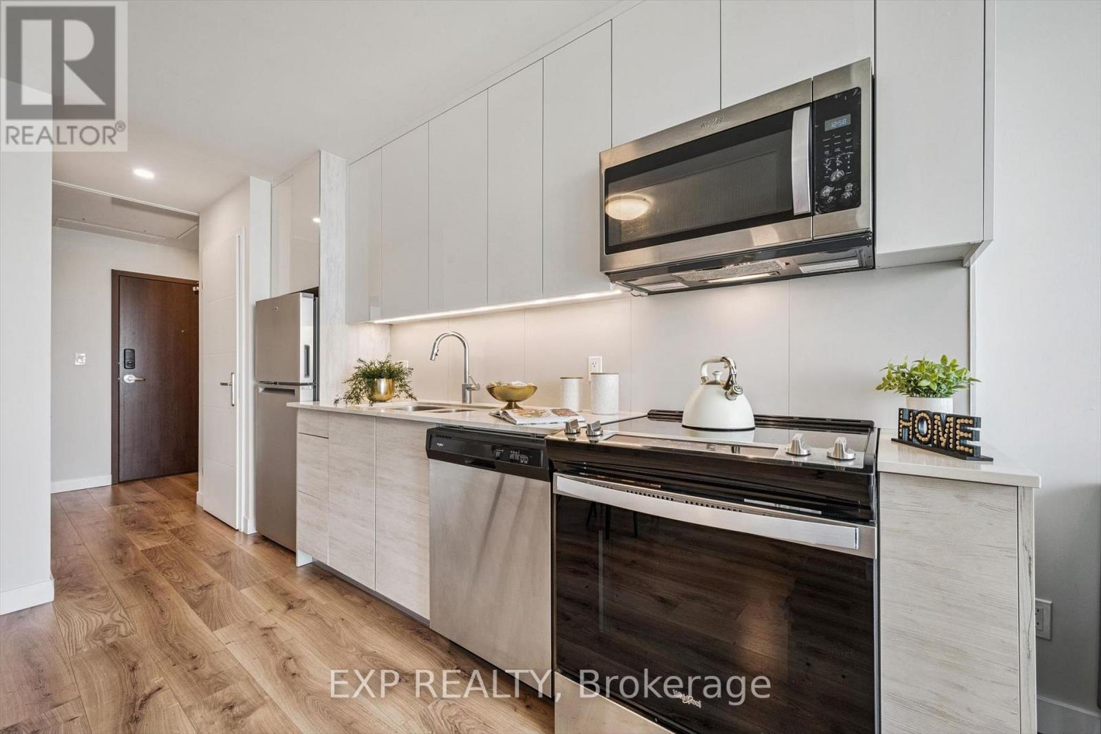 2505 - 60 Frederick Street, Kitchener, Ontario  N2H 0C7 - Photo 18 - X13415724