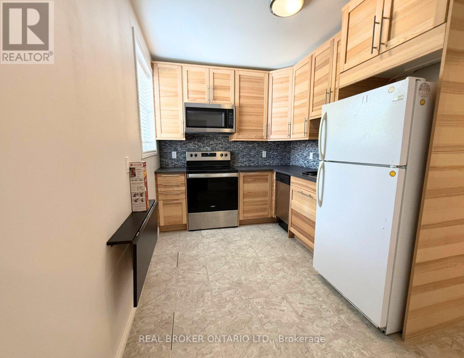 Main - 315 East 22nd Street, Hamilton, Ontario  L8V 2V9 - Photo 9 - X13415840
