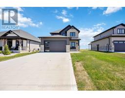 656 KETTER WAY, Plympton-Wyoming, Ontario