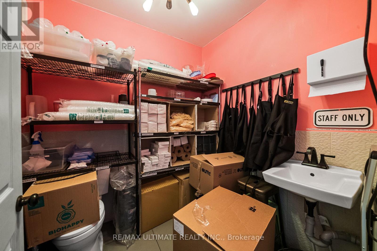 831 Queen Street W, Toronto, Ontario  M6J 1G1 - Photo 14 - C13415962