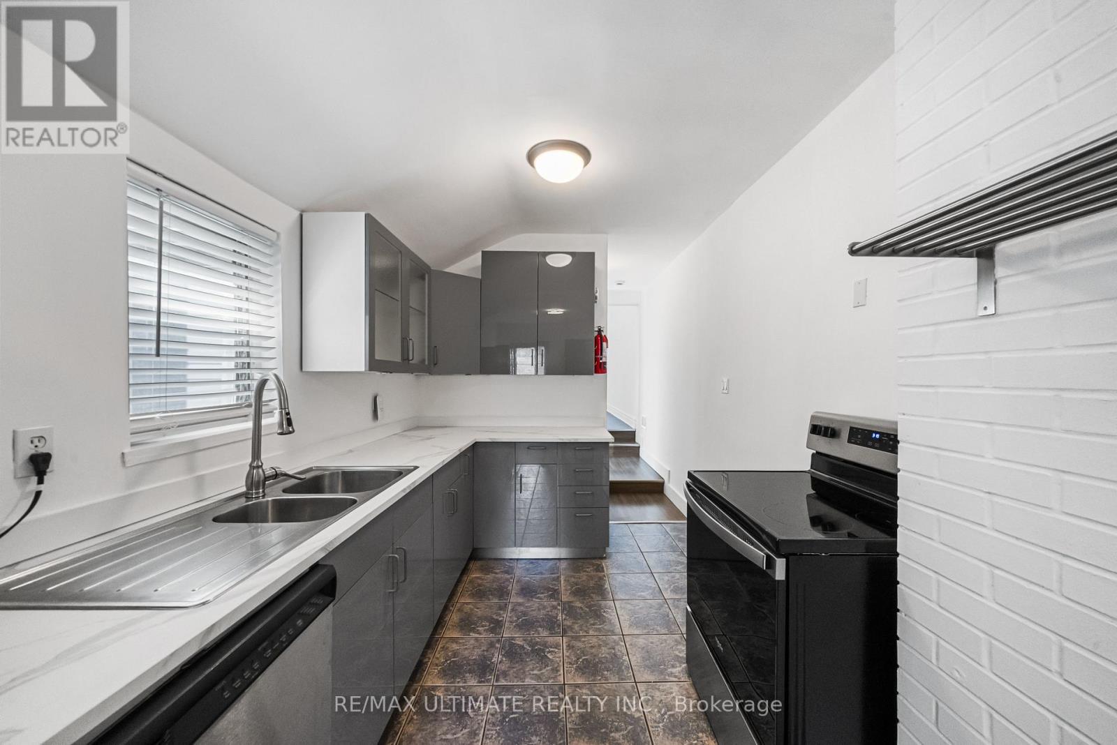 831 Queen Street W, Toronto, Ontario  M6J 1G1 - Photo 26 - C13415962